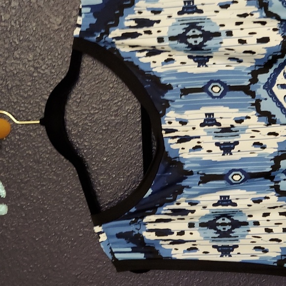 Handkerchief Hem Summer Dress - Picture 4 of 6